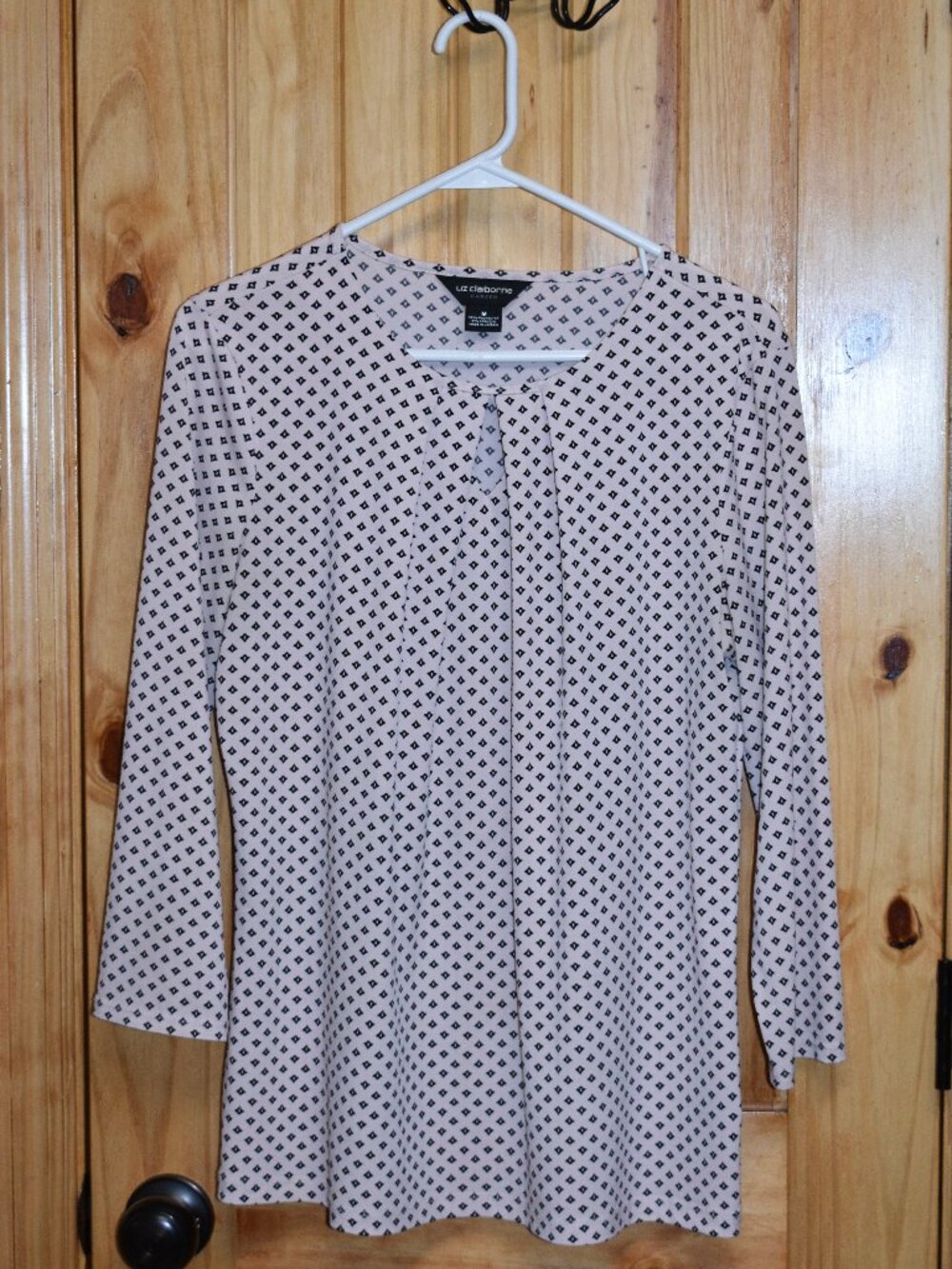 Long sleeve women's top